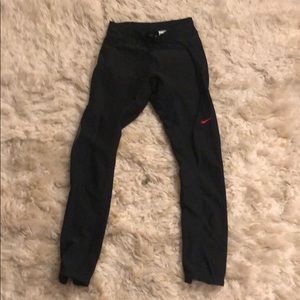 Nike women’s black running tights size small